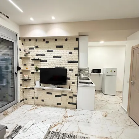 Es Apartment Vlorë